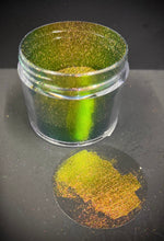 Load image into Gallery viewer, Hyper Shift Chameleon Pigments
